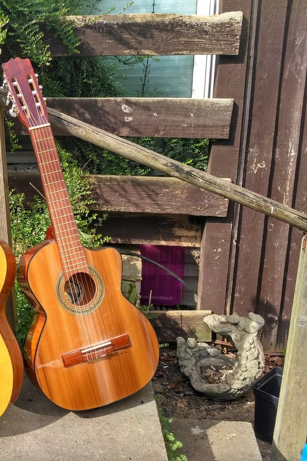 Requinto colombiano